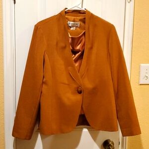 Brownstone studio skirt suit  Size 10
